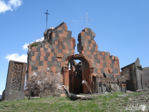 Havuc Tar monastery complex.jpg